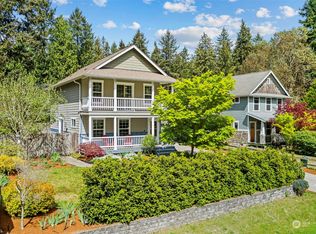 8810 NE Maple Ave, Indianola, WA 98342