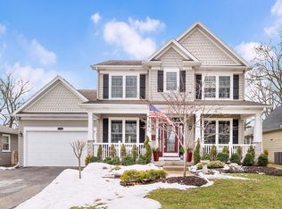 1902 E Illinois St, Wheaton, IL 60187