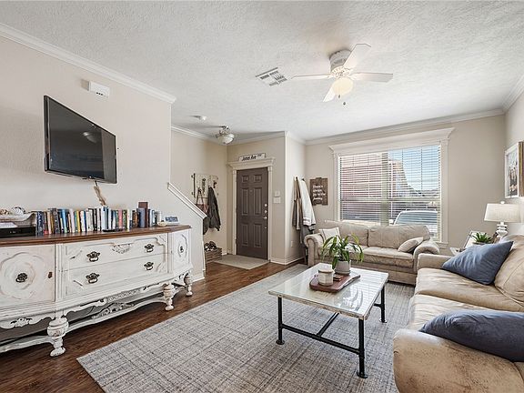 3rd image of 1000 Spring Loop APT 1207