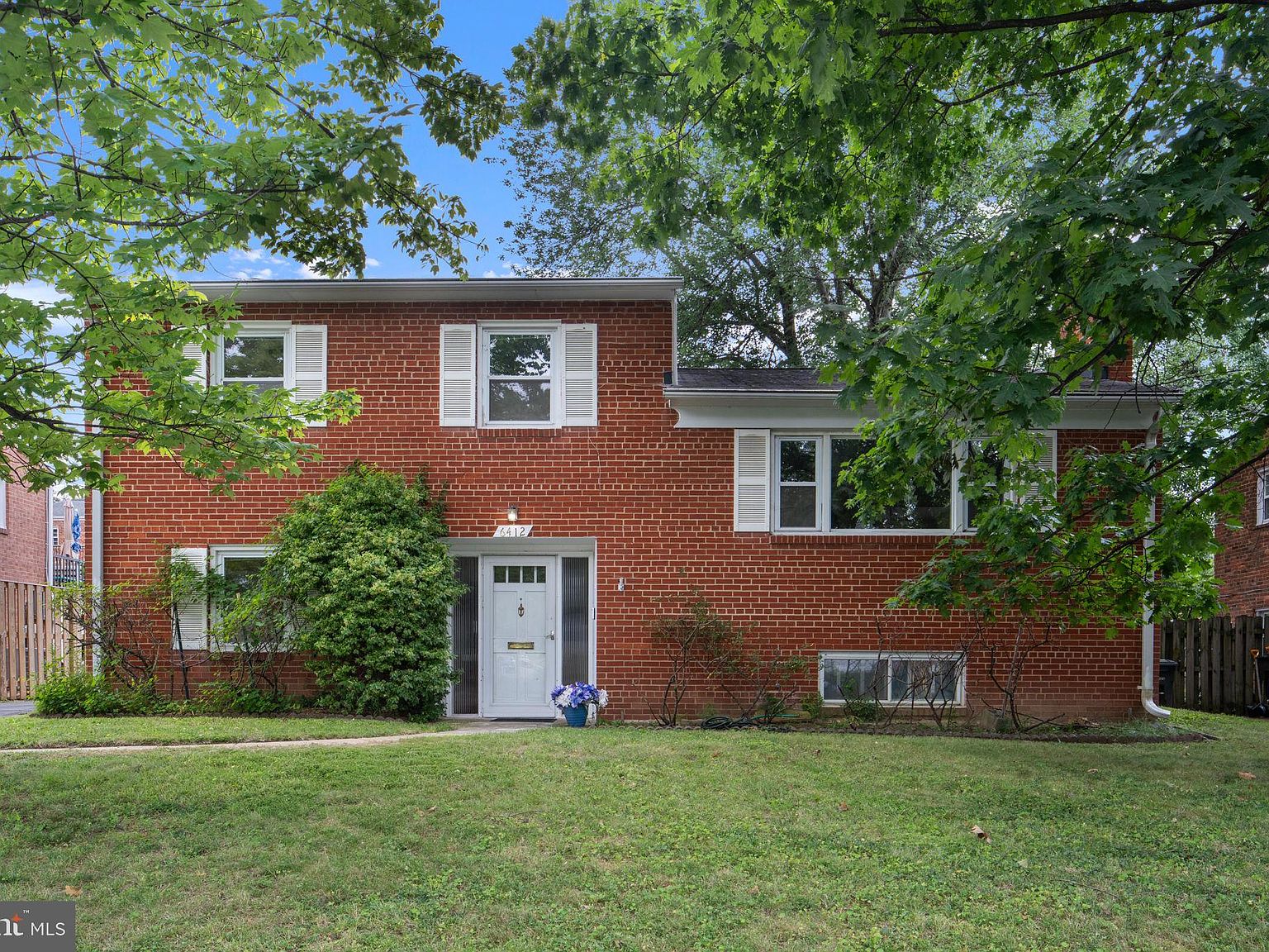 IENA【JHONSTONS 】knitstole130＊35 14664 Greystone Dr, Dyer, IN 46311 | Zillow