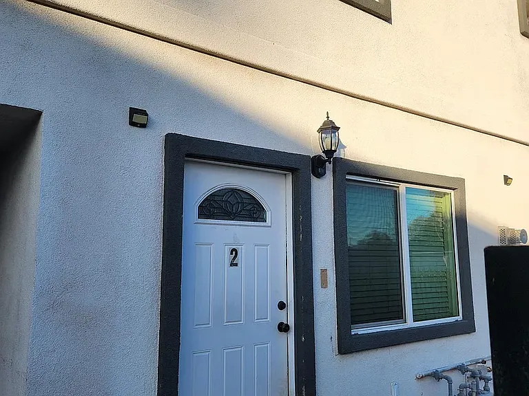 25207 Frampton Ave #1 — Photo 3