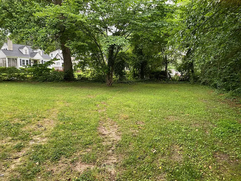 601 S Elizabeth Pl NW — Photo 16