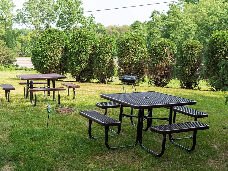 Greystone Heights — Photo 42