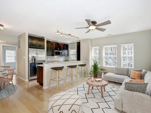 1924 N Rhodes St APT 88, Arlington, VA 22201