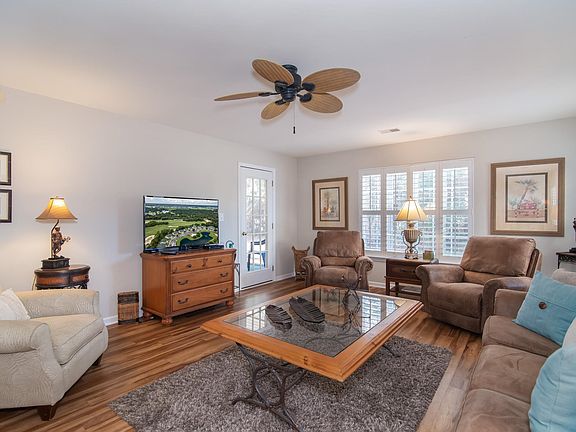 2nd image of 719 Blue Stem Dr. #68b