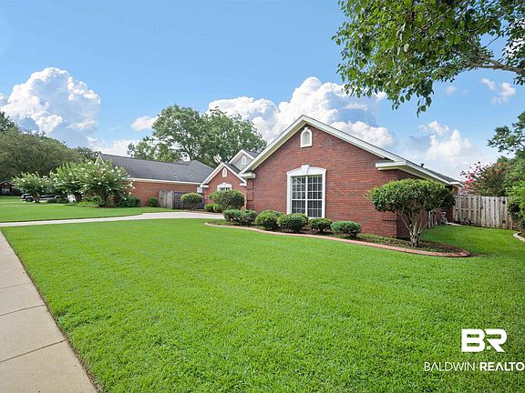 4th image of 8849 Augusta Ct