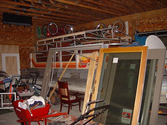 3rd image of 7230 Swan Ln