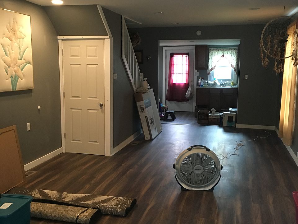 1st image of 102 Boyce St