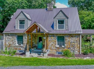 31232 Hollyfield Rd, Damascus, VA 24236