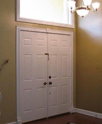 2nd image of 1089 Diaz Ct