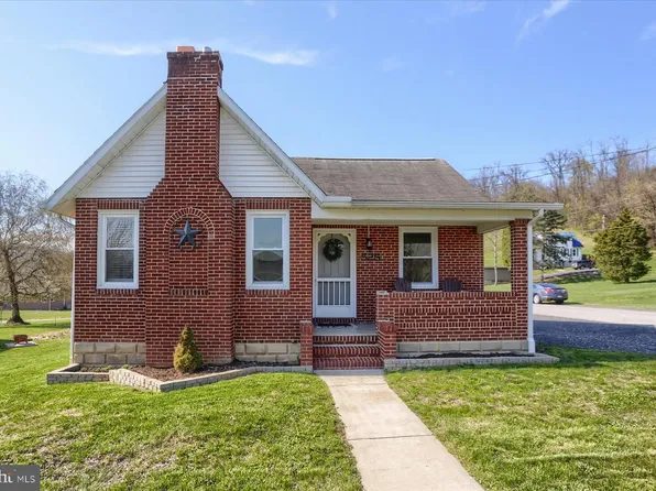 525 Harvard St, Lewistown, PA 17044