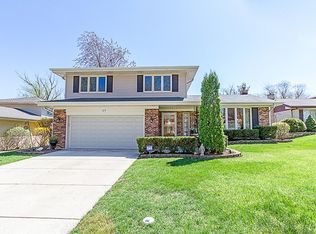 129 Bentley Ln, Schaumburg, IL 60193