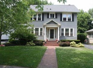 176 Warrington Dr, Rochester, NY 14618