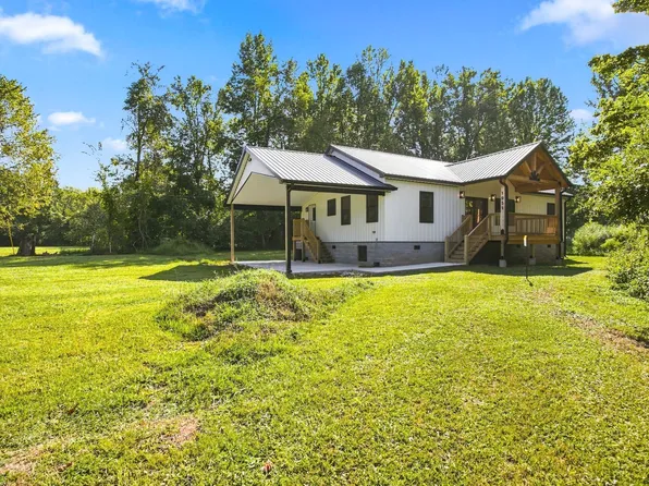 1051 N Highway 48, Centerville, TN 37033
