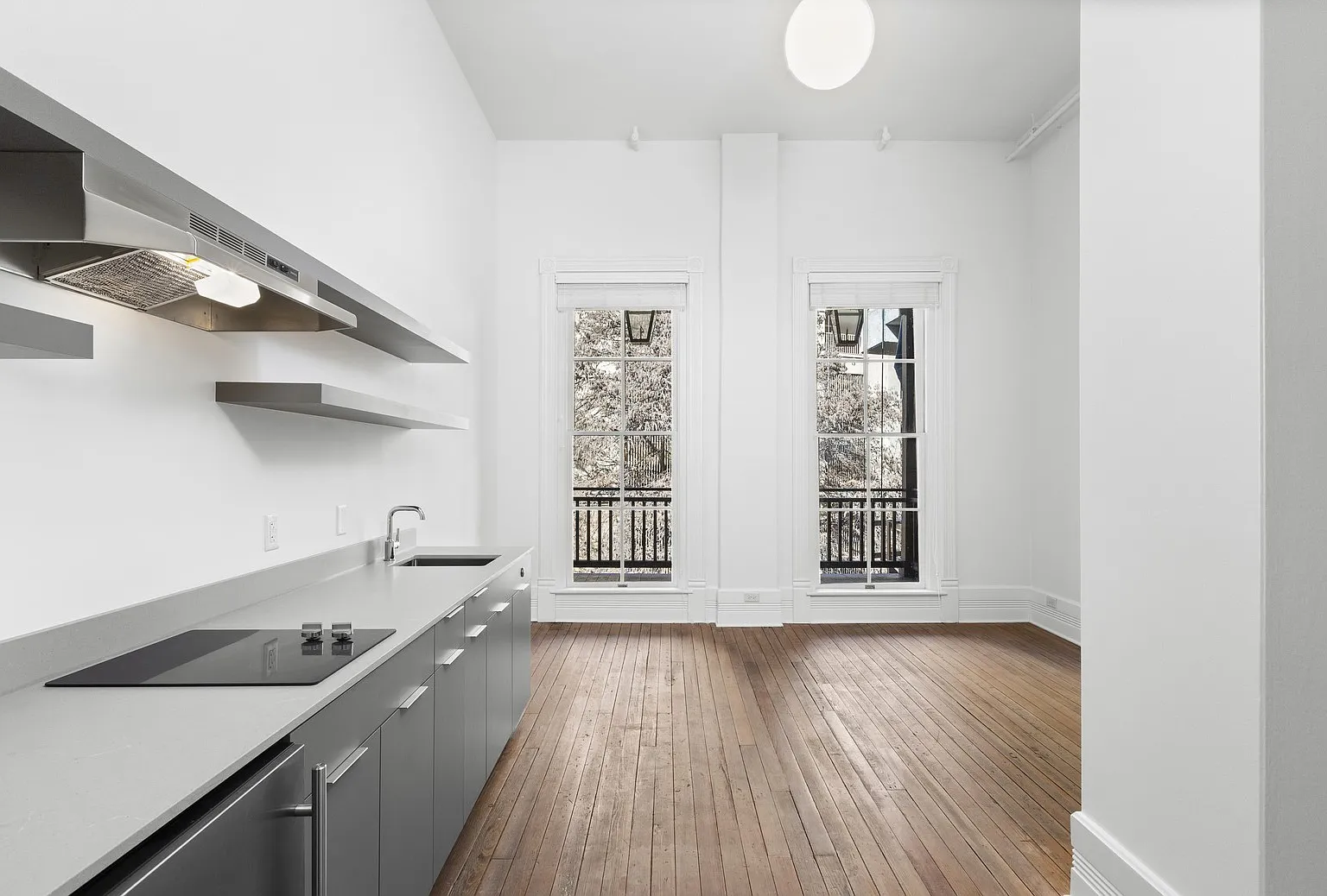Studio, 334 sqft, $1,000 — Photo 3