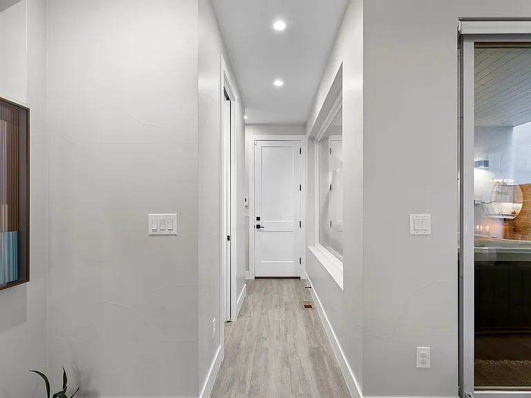 3224 W 16th Ave — Photo 8