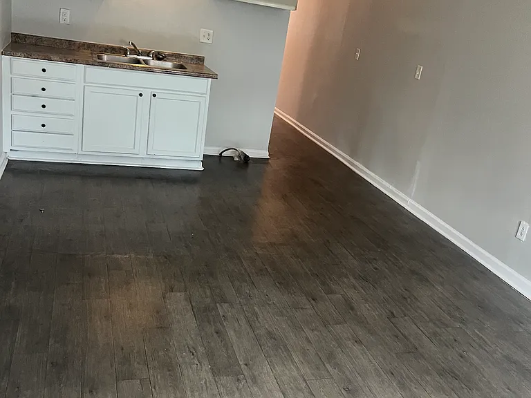 Blue Country Apartments — Photo 12