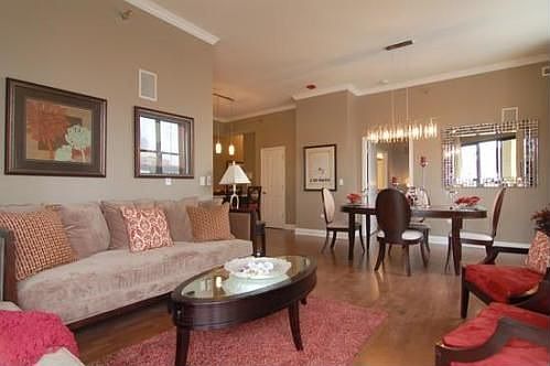 3rd image of 1464 S Michigan Ave #P-15