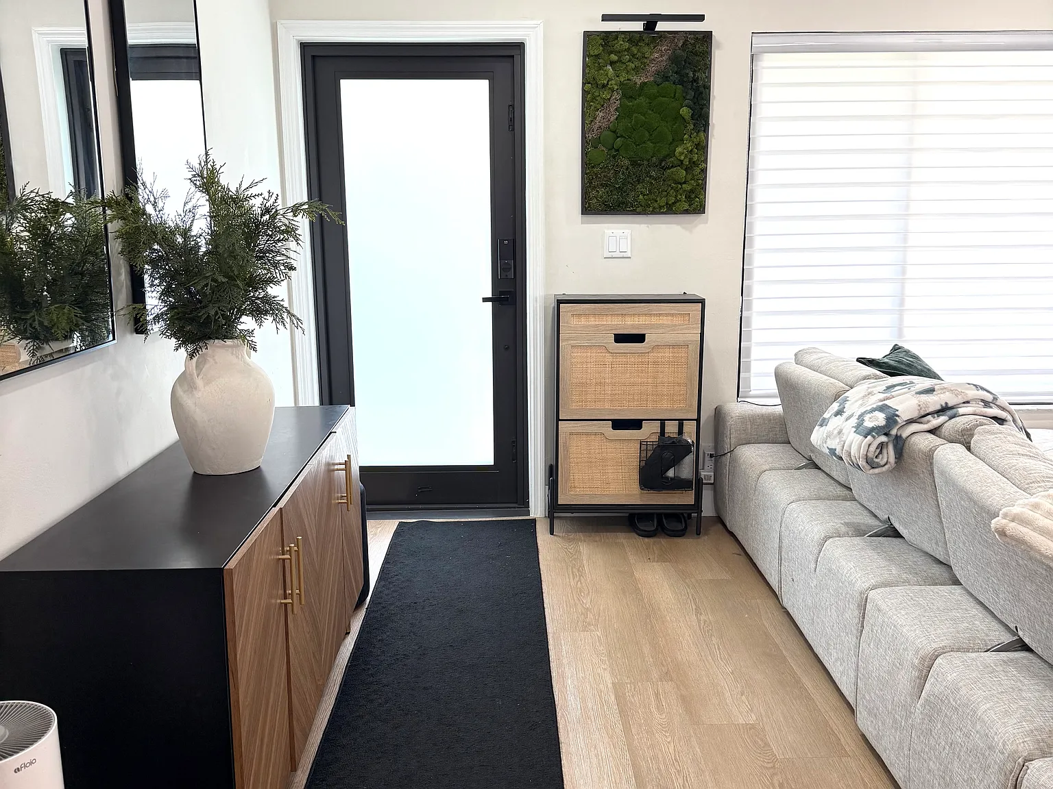 3 bed, 1316 sqft, $3,000 — Photo 2