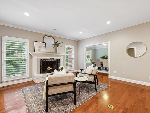 2nd image of 326 Morristown Ct