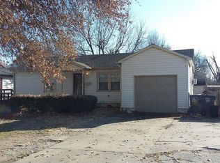 5818 E King St, Tulsa, OK 74115