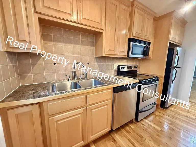 4211 Clark Ave #3 — Photo 10
