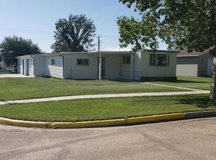 301 Main St, Grenora, ND 58845