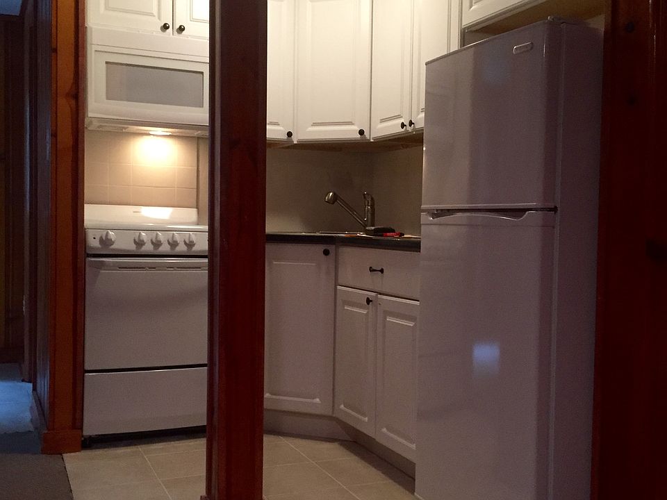 2nd image of 9518 48th Ave