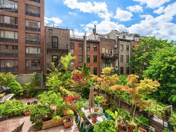 410 West 23rd Street 3H image 2 of 10