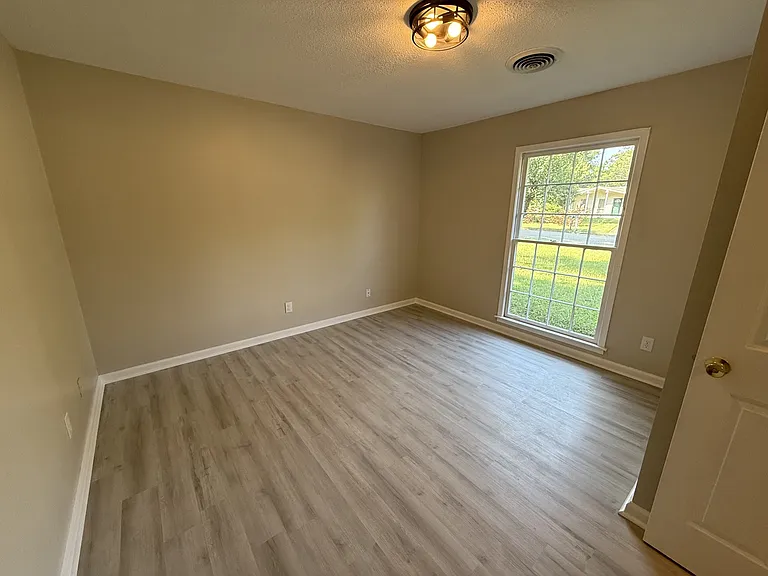 113 Lori Streetprattville — Photo 20