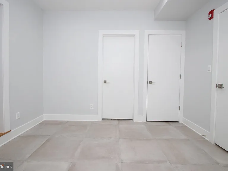 810 N Uber St #2 — Photo 21