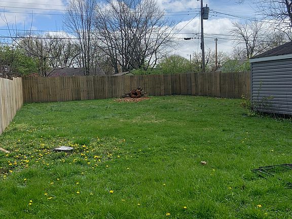 3rd image of 8215 Schoen Dr