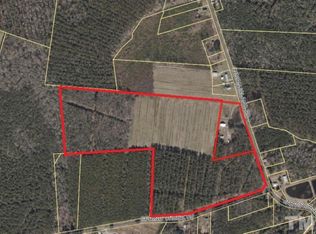 1100 Indian Island Rd, Aurora, NC 27806