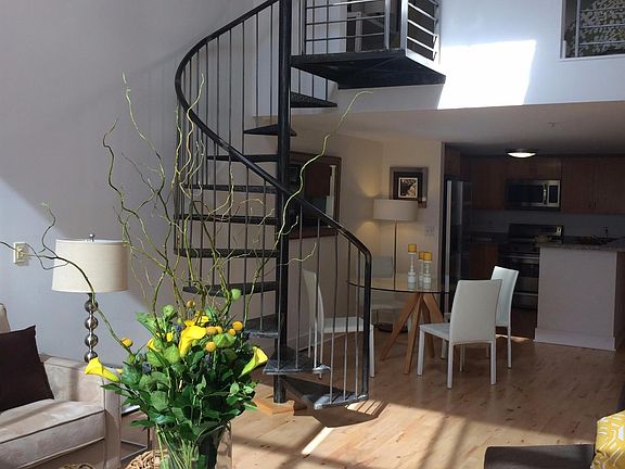 2nd image of 786 Minna St APT 10