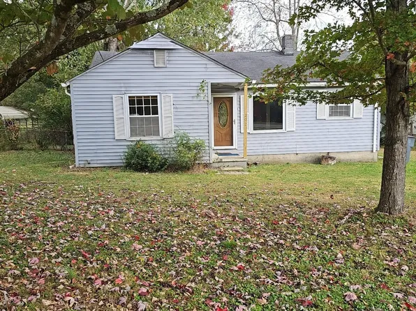 202 Mullican St, McMinnville, TN 37110