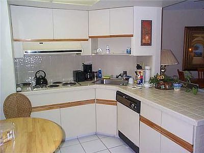 4th image of 3800 Galt Ocean Dr APT 1114
