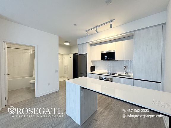 4th image of 2485 Eglinton Ave W #413