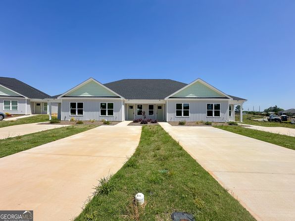 804 Castle Ct, Hawkinsville, GA 31036