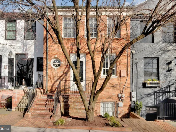 806 S Lee St, Alexandria, VA 22314