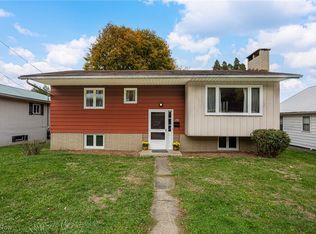 527 N 16th St, Coshocton, OH