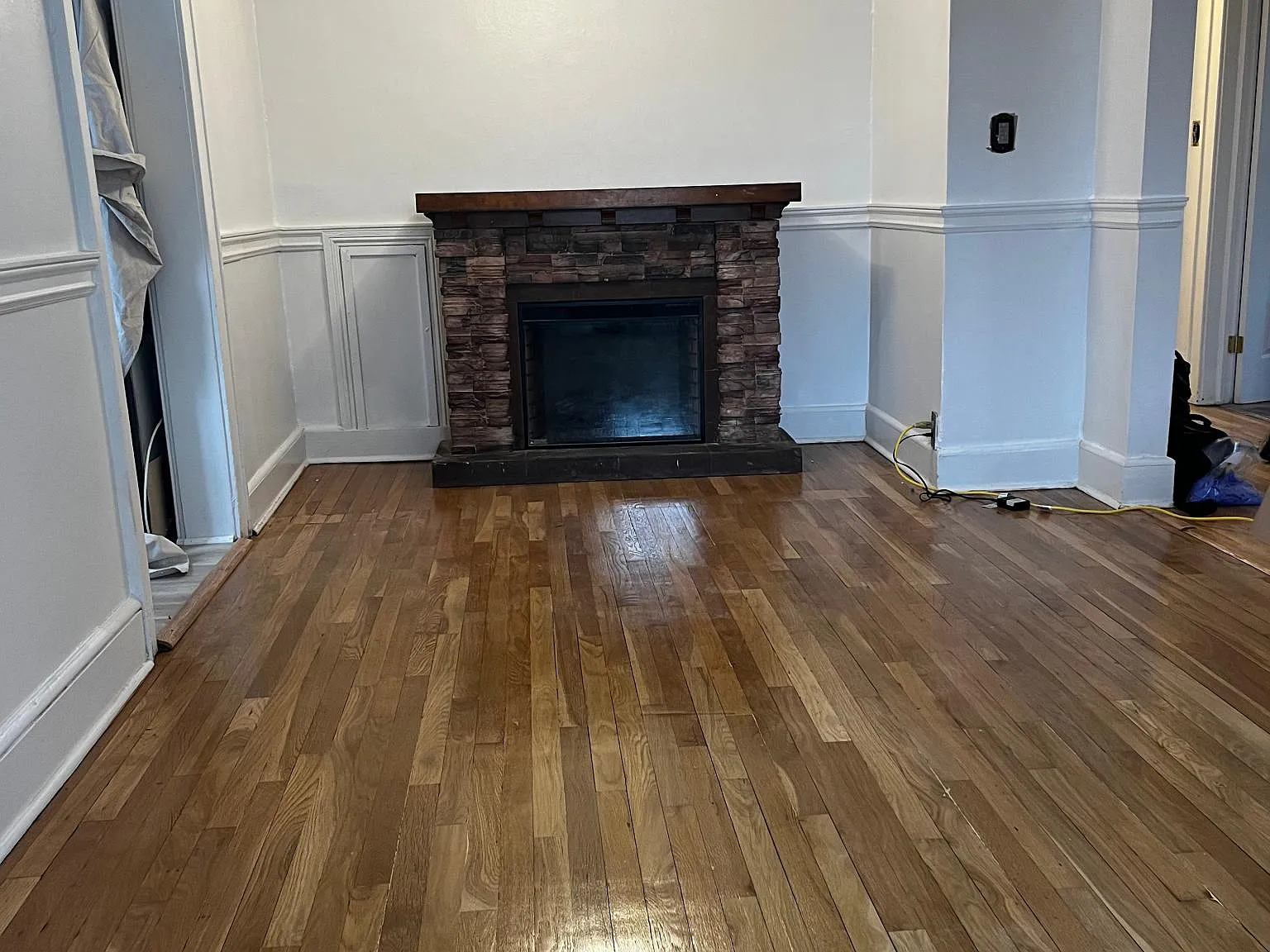 2 bed, 1324 sqft, $2,100 — Photo 2