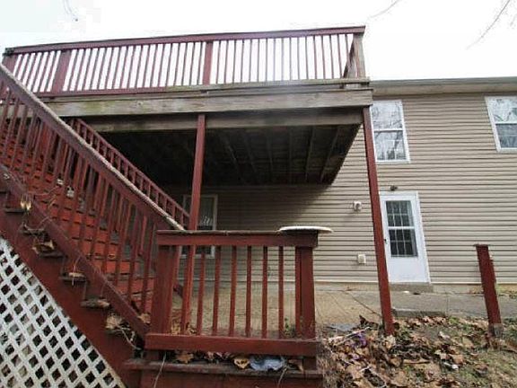 3rd image of 7908 Bridlevista Rd