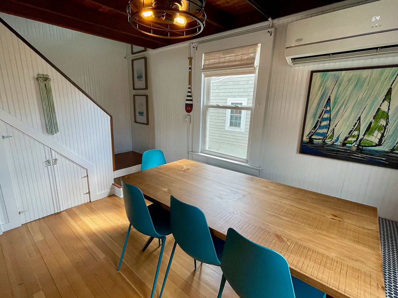 110 Taylor Ave — Photo 4