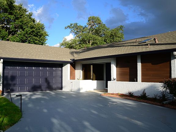 2nd image of 1746 Stafford Dr