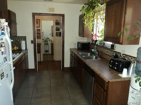5th image of 519 N Foxdale Ave