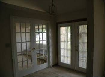 5th image of 170 Hearthside Ave NW