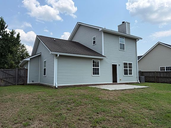 3rd image of 7885 High Maple Cir