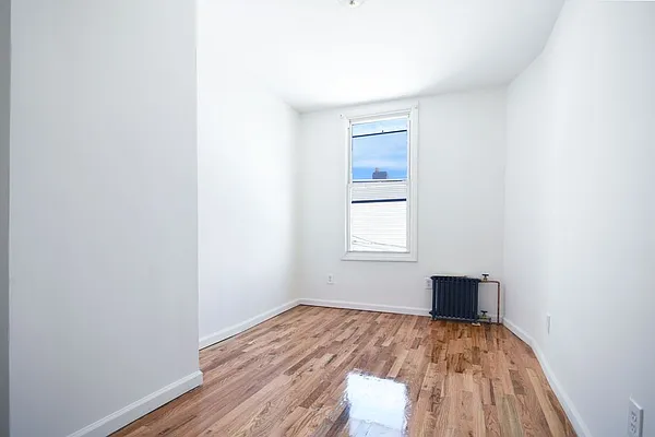 Rented by Coda Real Estate NYC | media 7