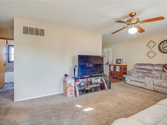 5th image of 1144 Garnoa Dr
