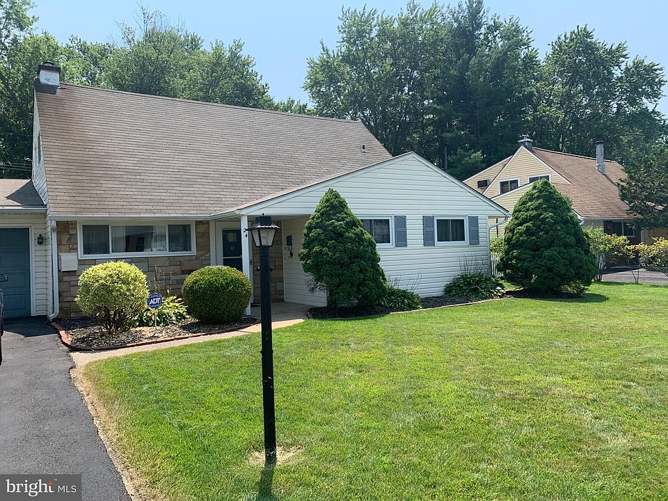 24 Hollow Rd, Levittown, PA 19056 Zillow